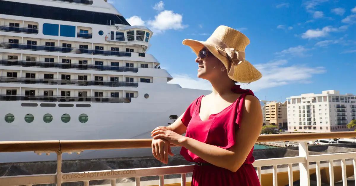 Single woman over 40 on cruise vacation