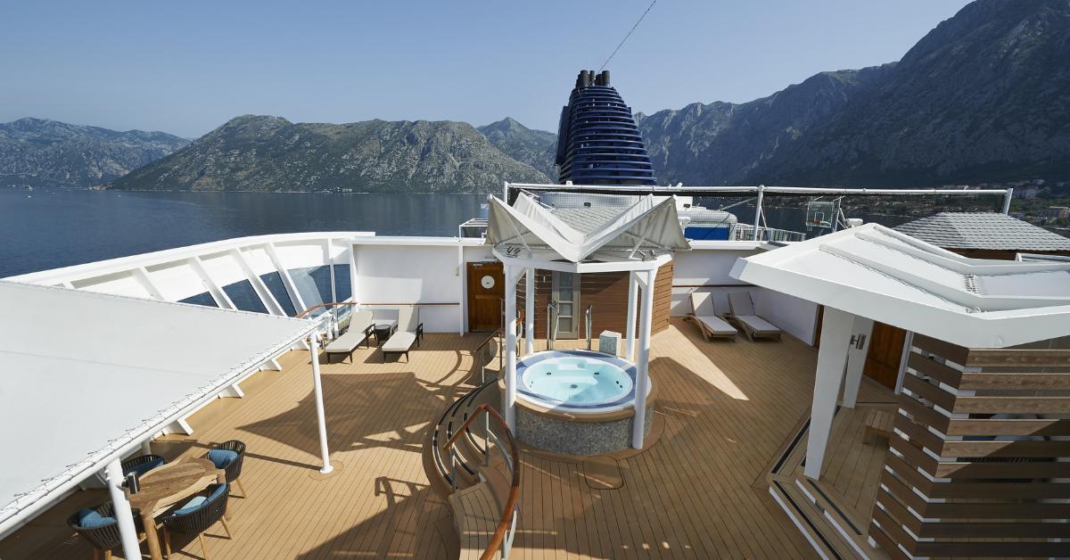 Norwegian Cruise Line Garden Villa deck