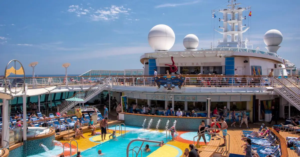 Royal Caribbean Brilliance of the Seas Lido Deck